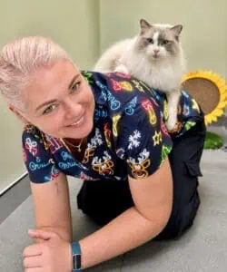 Wendy Phillips, Hotel for Cats Manager