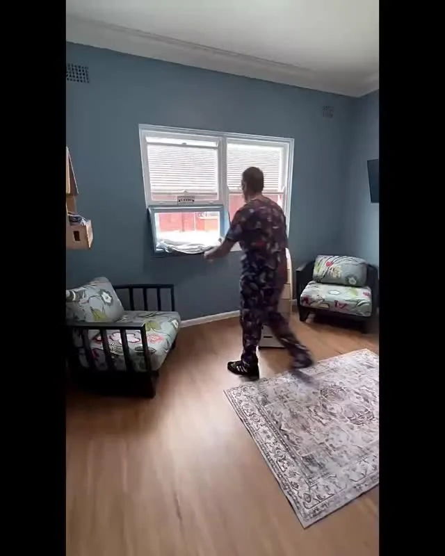 A stay at Hotel For Cats always ends with a perfect reset.Before a new puddycat arrives, the suite is cleaned, refreshed and set with fresh bedding and thoughtful touches that create a luxurious start to their holiday.We then allow them to explore at their own pace so they can feel secure from the very first moments.#CatLoversSydney #SydneyPetOwners #HotelForCatsSydney